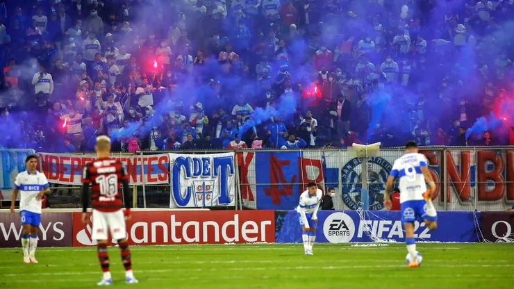 Católica condenado por incidentes en duelo con Flamengo en Copa Libertadores 2022.