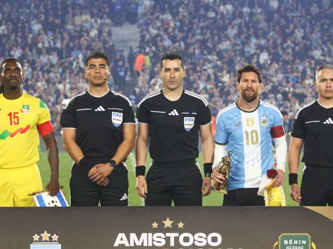 Revelan curioso diálogo de árbitro chileno en despedida de Lionel Messi