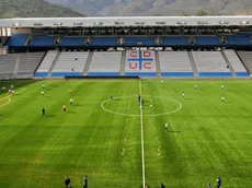 Alerta en precordillera: Aluvión amenaza duelo de Católica vs. Audax