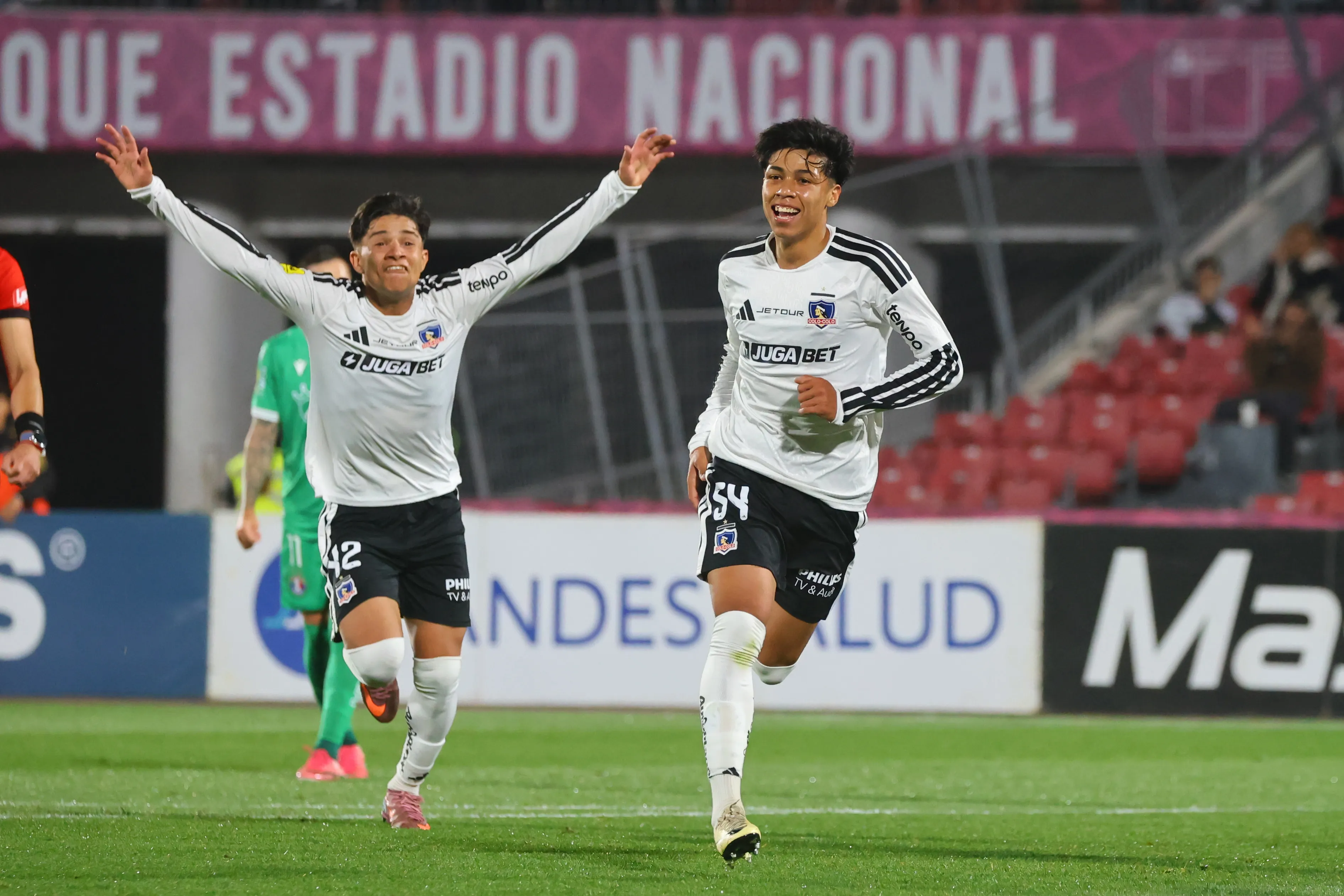 Gedeón Díaz firmó contrato con Colo Colo. Foto: Jonnathan Oyarzun/Photosport