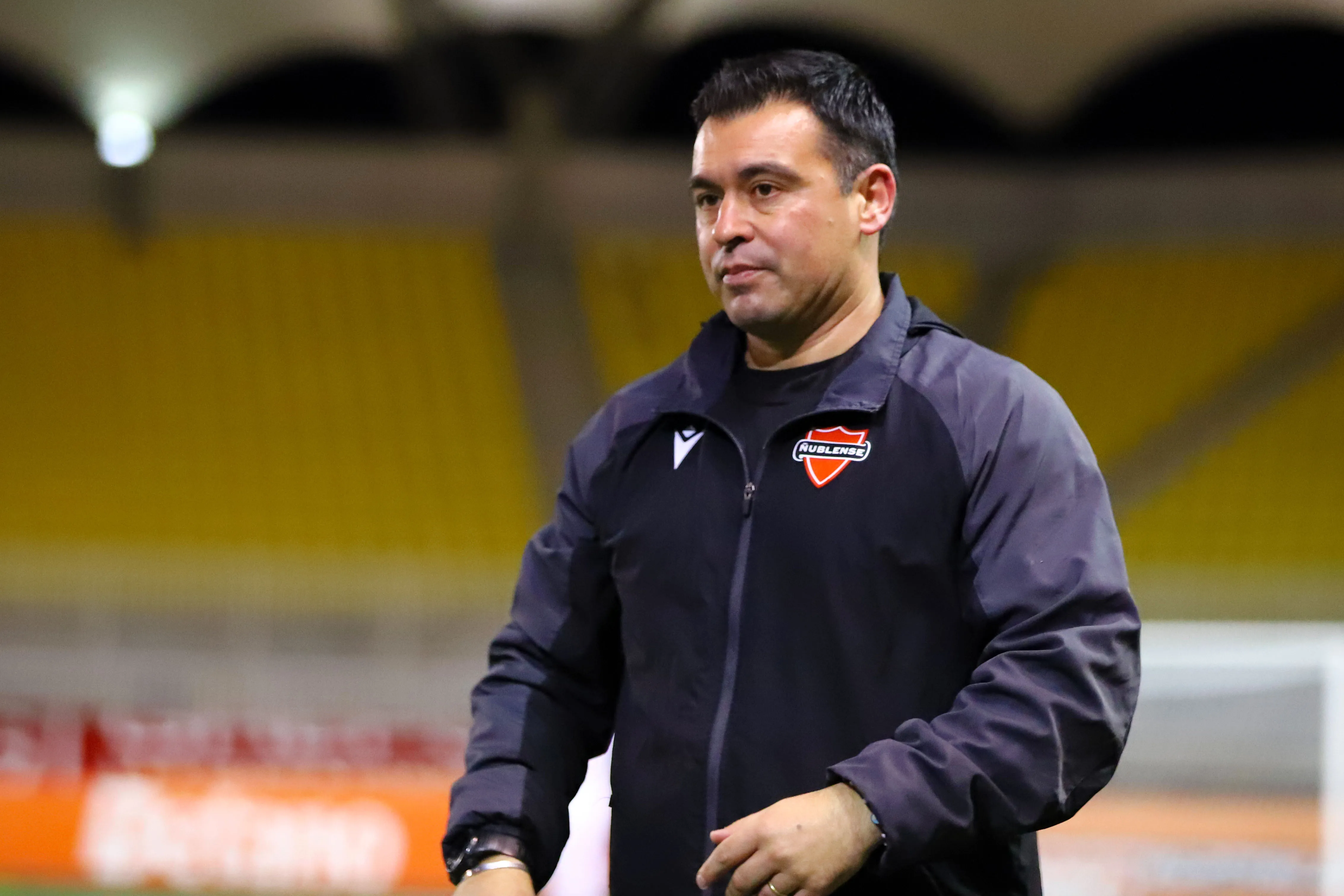 Juan José Ribera sabe que el momento que viven los Diablos Rojos está lejos de ser positivo. (Manuel Lema/Photosport).