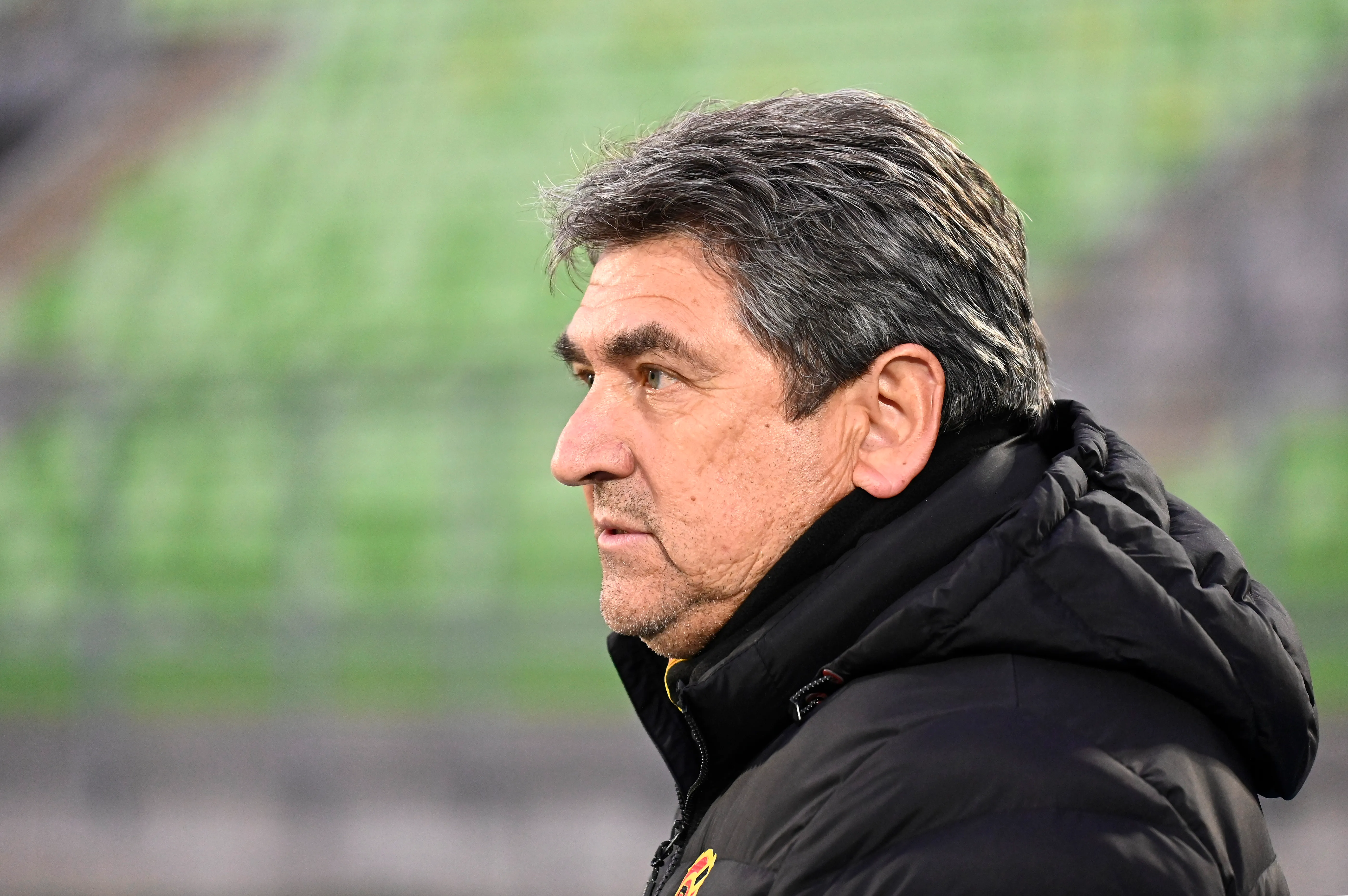 Emiliano Astorga afina los últimos detalles para el partido de Temuco vs Santa Cruz. (Jose Veas/Aton Chile).