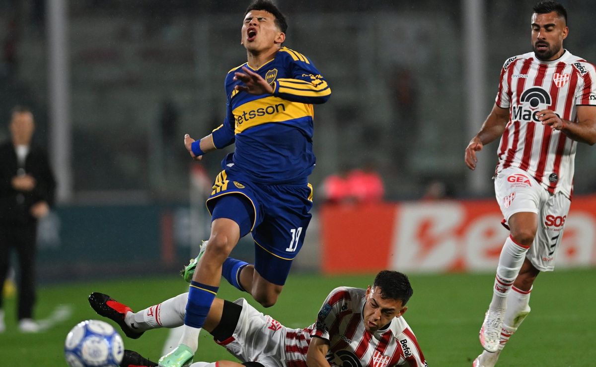 Boca Juniors logra igualar vs Instituto con dos chilenos, pero recibe duro golpe para la semifinal de la Sudamericana