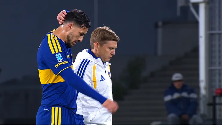 Leandro Paredews duró apenas 15 minutos y salió lesionado en los Xeneizes.