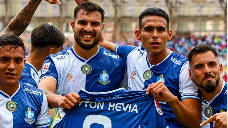 Antofagasta le dedicó triunfo a Seba Leyton que enfrenta complicada lesión