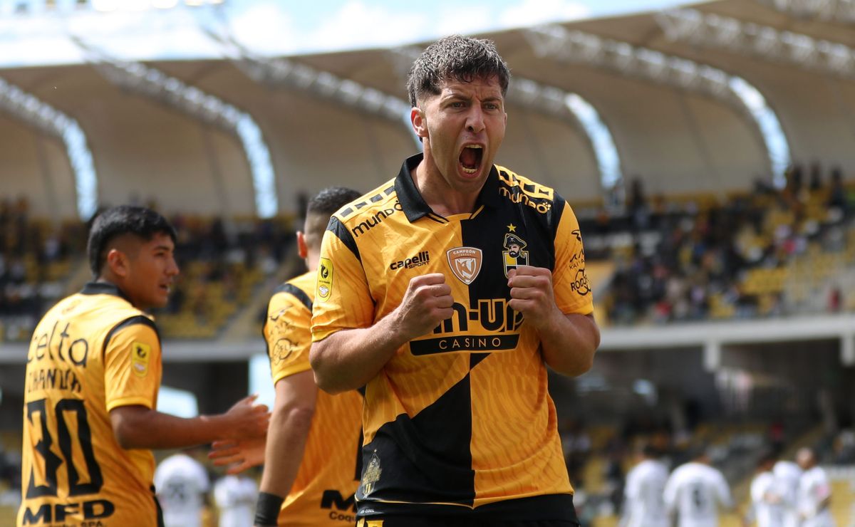 Coquimbo Unido despedaza el esquema de Fernando Ortiz: tres goles en 28 minutos contra Colo Colo