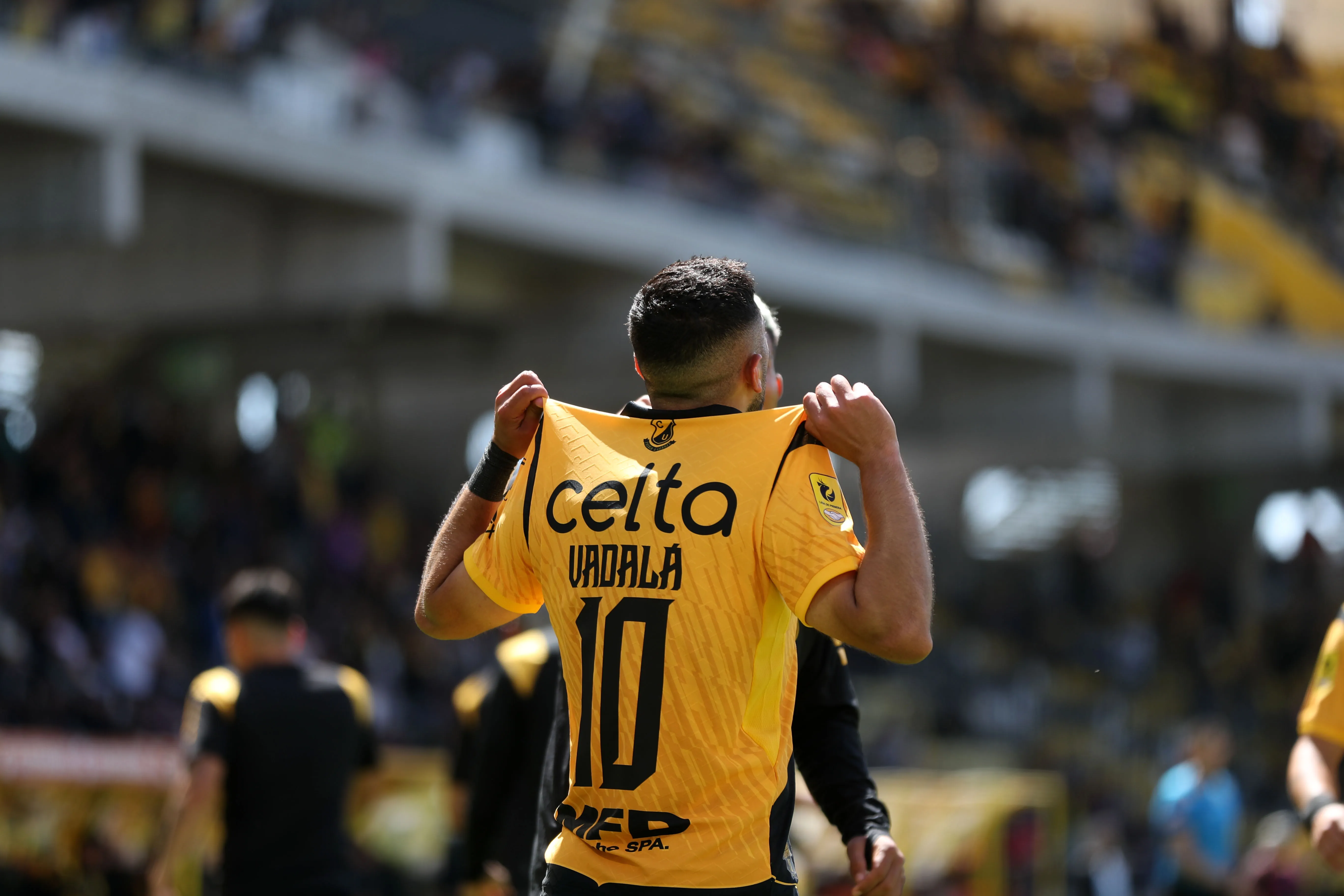 Guido Vadalá celebra el 3-1 parcial de Coquimbo Unido ante Colo Colo. (Hernán Contreras/Photosport).