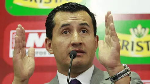 Hace una semana, el ex árbitro inició su nueva función en la federación emiratí.