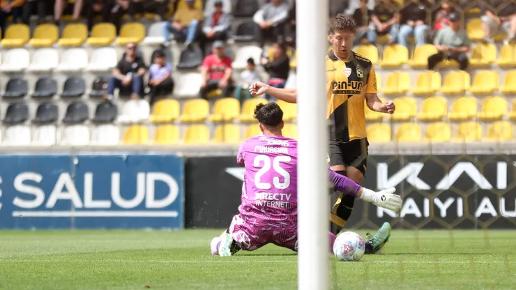 Gabriel Maureira no pasa por un buen presente.