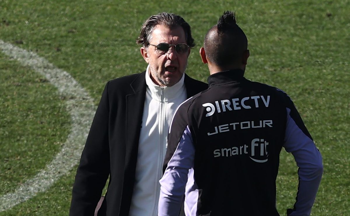 Mientras Arturo Vidal presiona por su renovación: esto respondió Aníbal Mosa en Colo Colo