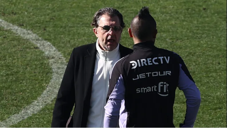 Arturo Vidal quiere seguir en Colo Colo.
