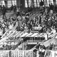 Fútbol chileno de luto: Dos hinchas de San Luis mueren en accidente