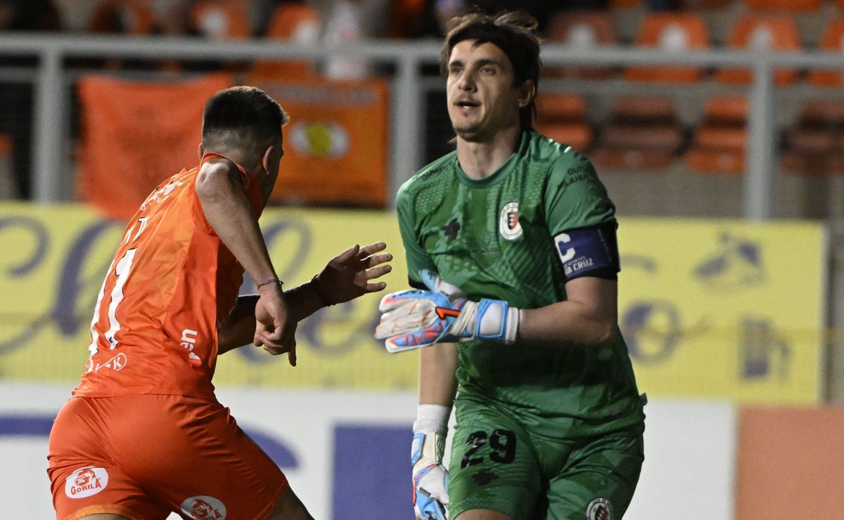 Capitán de Santa Cruz: “Una final por el descenso sería muy linda para quienes no la juegan ni son hinchas de ningún club”