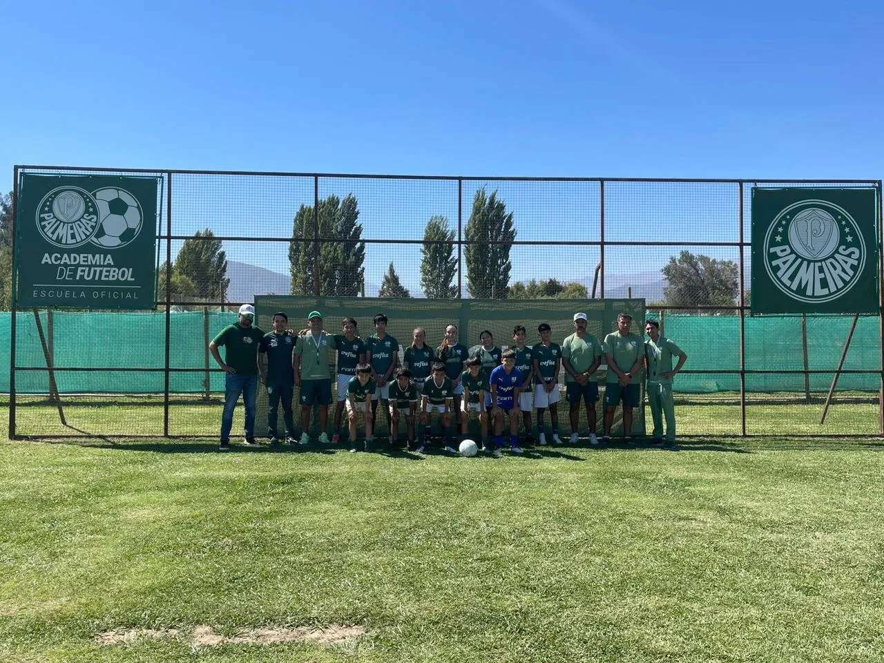 Así se ve la academia de fútbol de Palmeiras que LuPe Figueroa instaló en Machalí. (Foto: cedida).