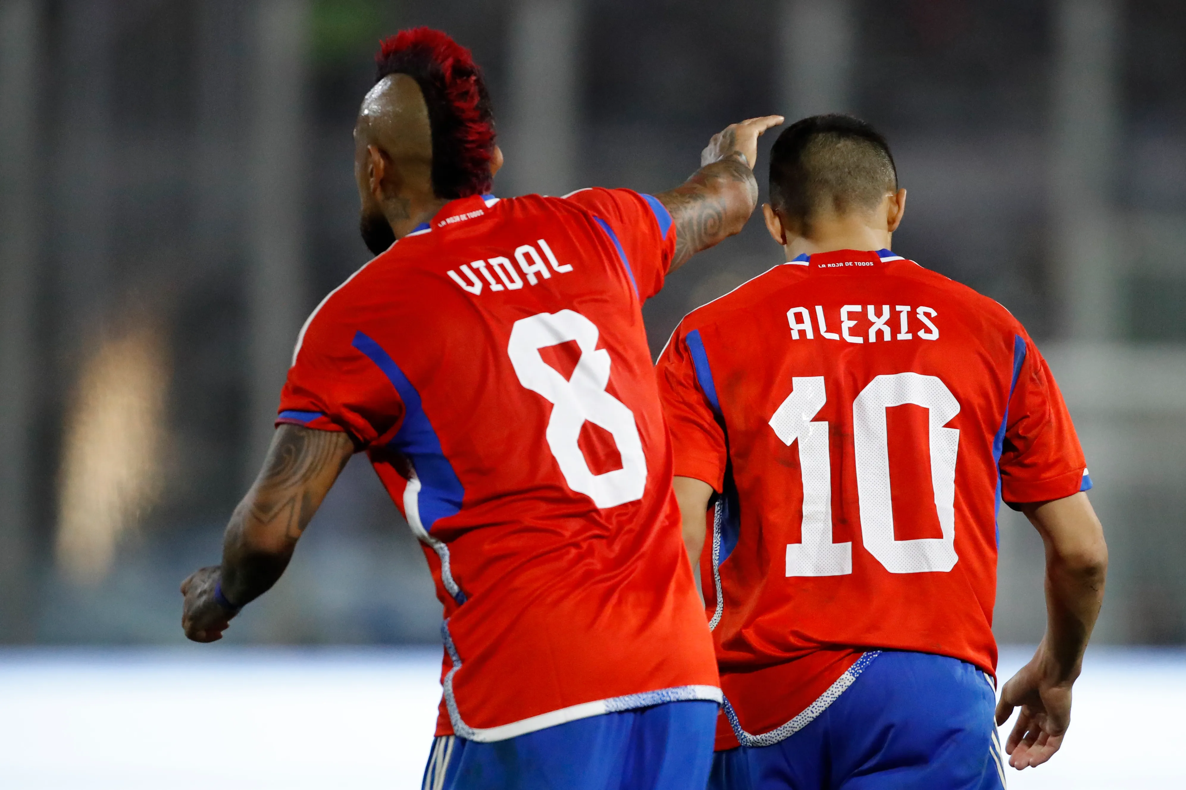 Arturo Vidal y Alexis Sánchez en la Roja. (Andrés Piña/Photosport).