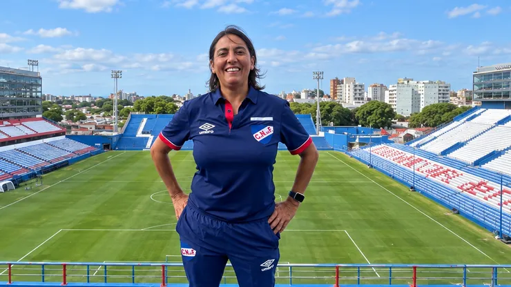 Paula Navarro se consagró campeona del Torneo de Apertura como DT de Nacional de Montevideo en el fútbol femenino charrúa, aunque en julio salió de ese club.