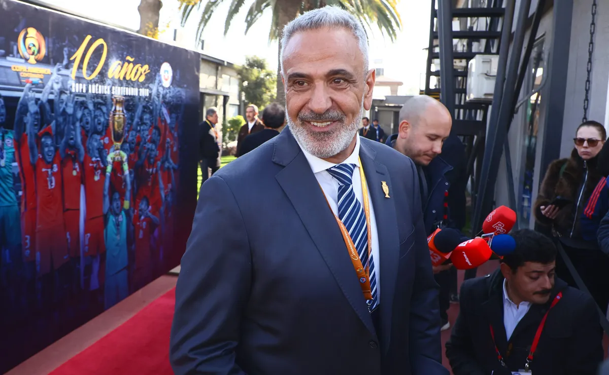 Pablo Milad elige nuevo DT de la Roja tras instrucciones de organismo internacional Pablo Milad elige nuevo DT de la Roja tras instrucciones de organismo internacional