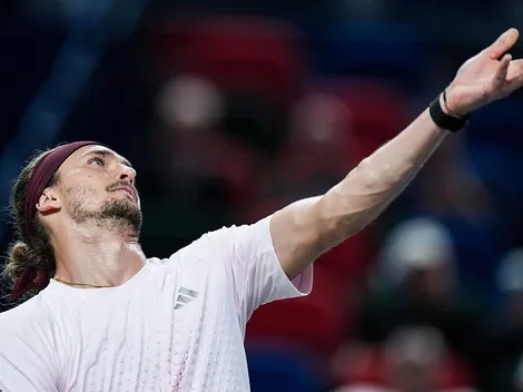 Zverev sale al paso de la polémica que genera su servicio en la ATP