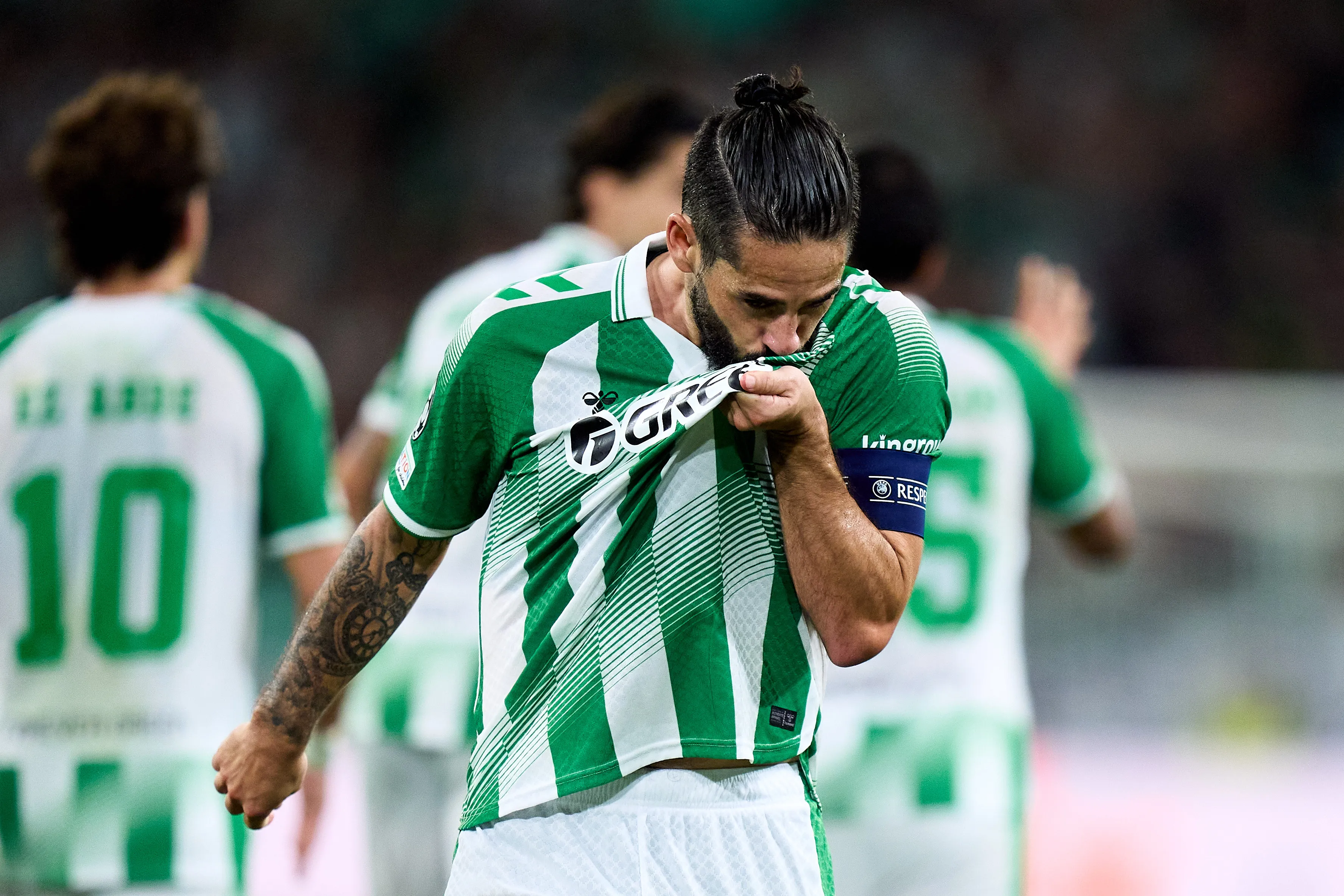Así festejó Isco el gol que dio la victoria al Betis vs Porto. (Angel Martinez/Getty Images).