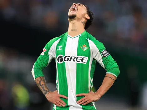 Antony sufre lo peor justo en el momento de la hazaña de Betis