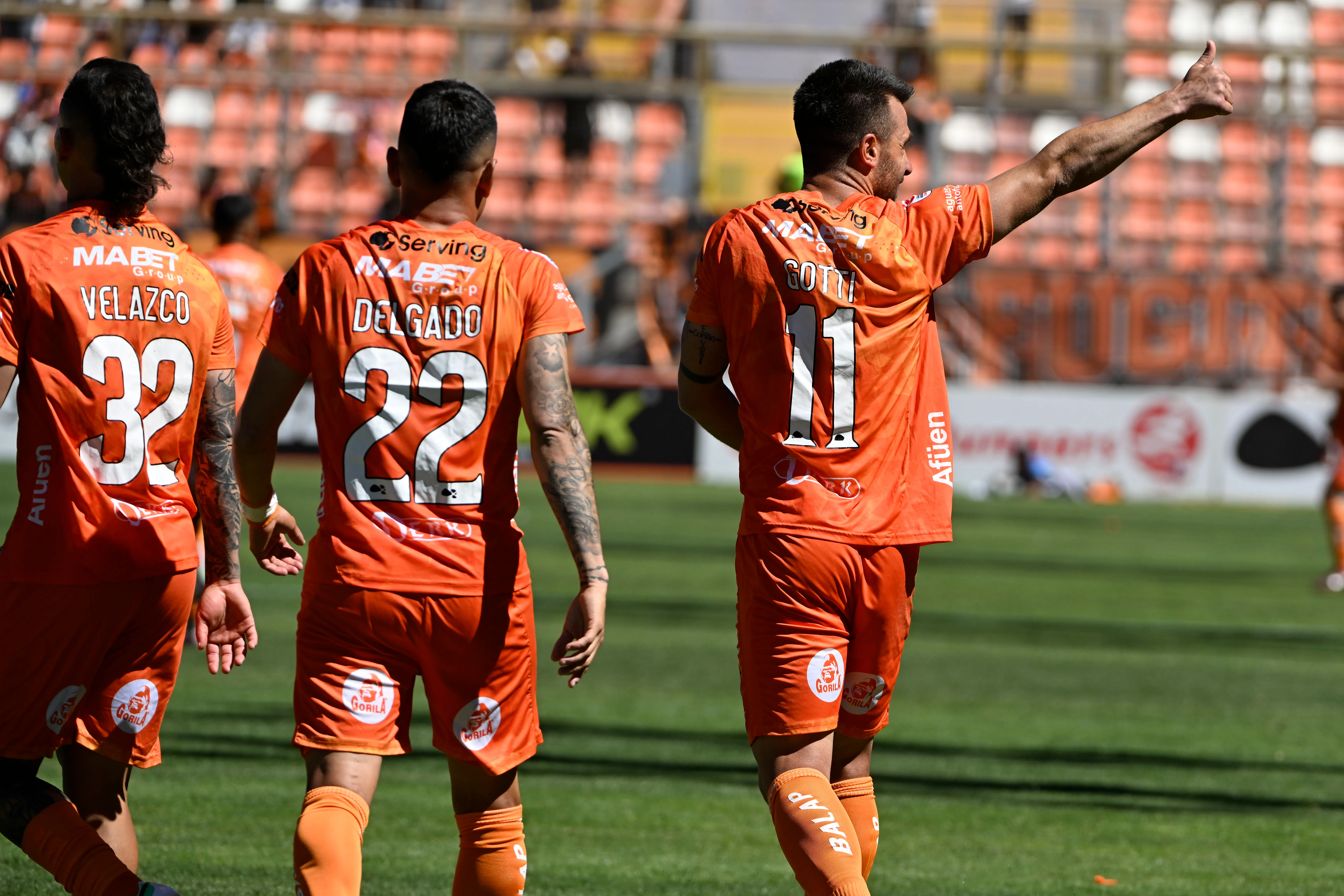 Otro festejo de Gustavo Gotti en su gran tarde ante Recoleta. (Pedro Tapia/Photosport).