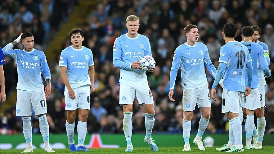 El Manchester City arriesga una resta de puntos y el descenso por presuntas irregularidades financieras.