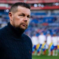 Crystal Palace piensa dar un golpe de timón con DT que no cuenta con Osorio