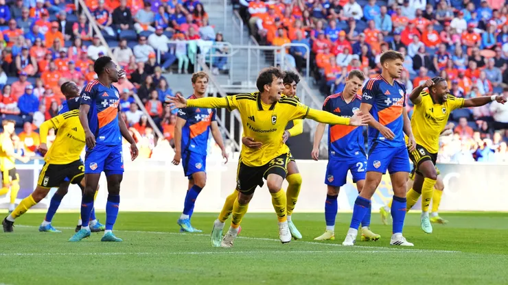 Gonzalo Tapia figura en triunfo de Columbus Crew en MLS.