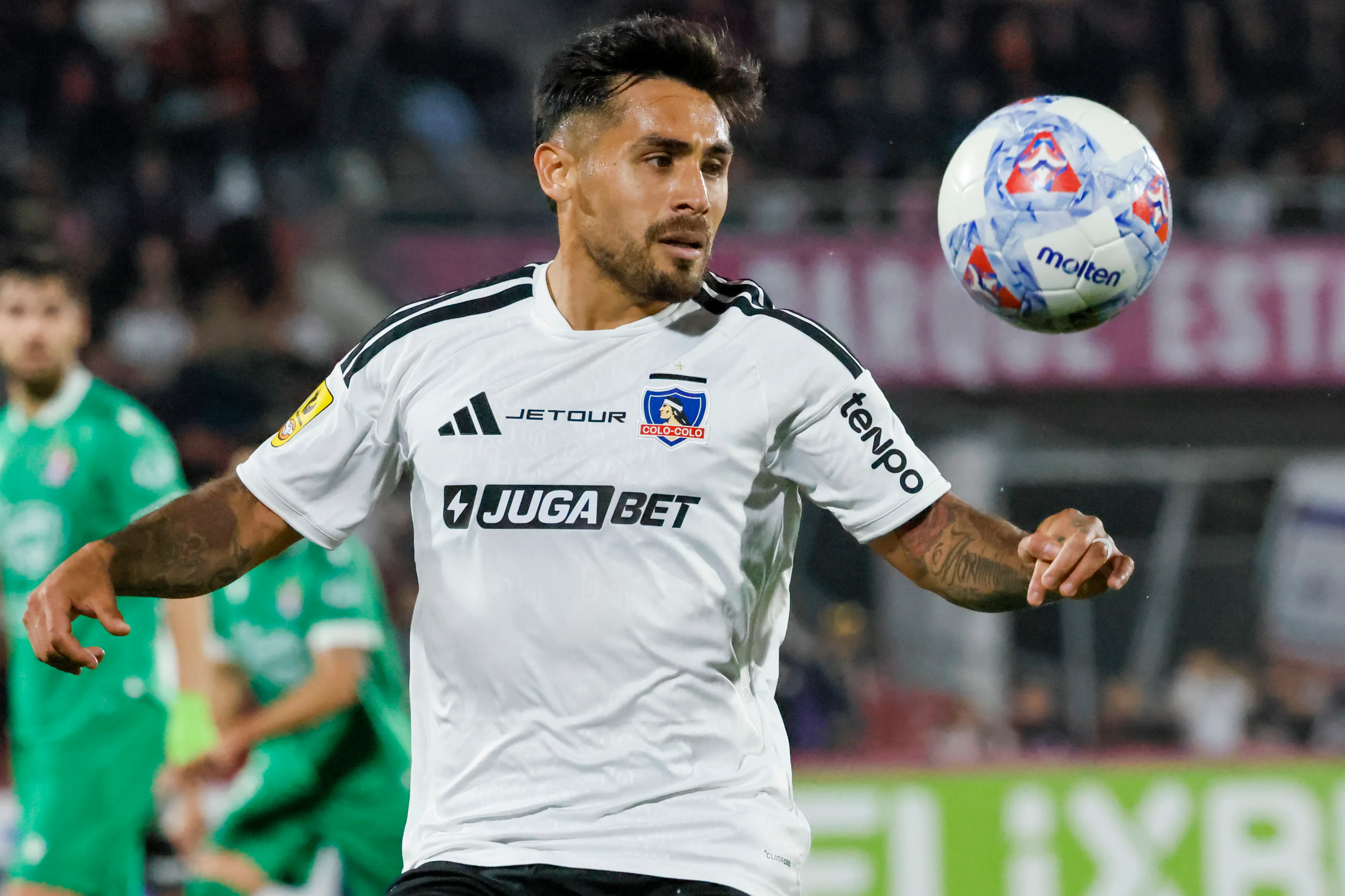Marcos Bolados nuevamente se lesiona en Colo Colo. Foto: Andres Pina/Photosport