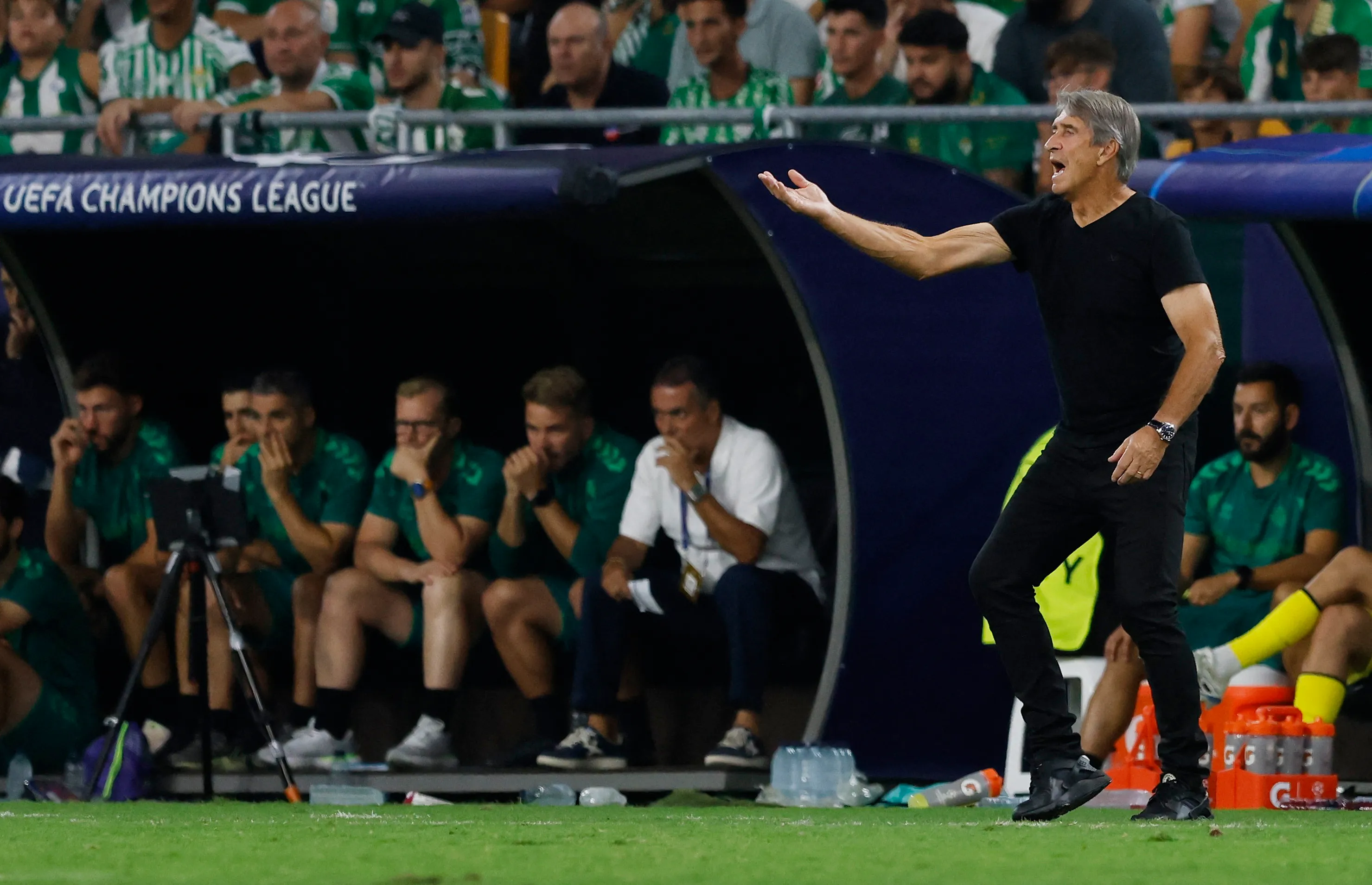 Manuel Pellegrini piensa en la Champions. Foto: REUTERS/Marcelo Del Pozo