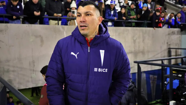 Gary Medel tiene contrato con Católica hasta fin de año.