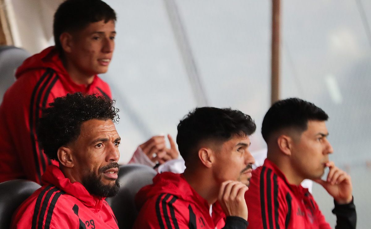 Iván Román aborda su relación con Vozinha en Colo Colo: “No hablo con él del Balón de Oro”