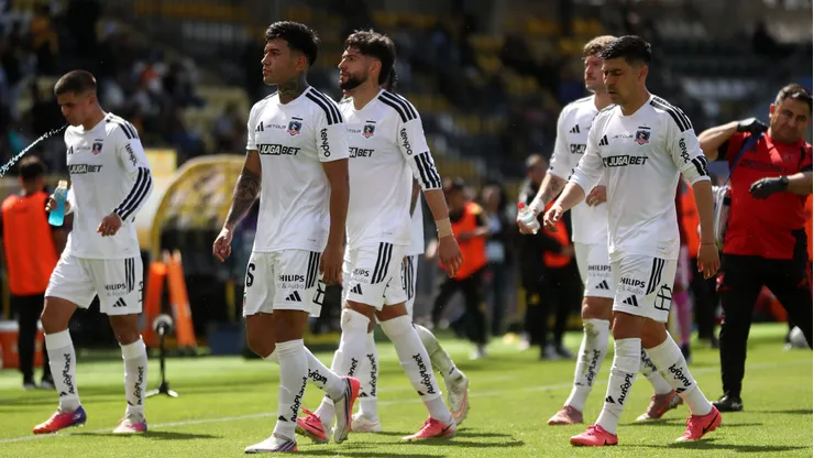 Los albos fueron goleados por el Pirata y eso encendió las dudas en Pedrero.