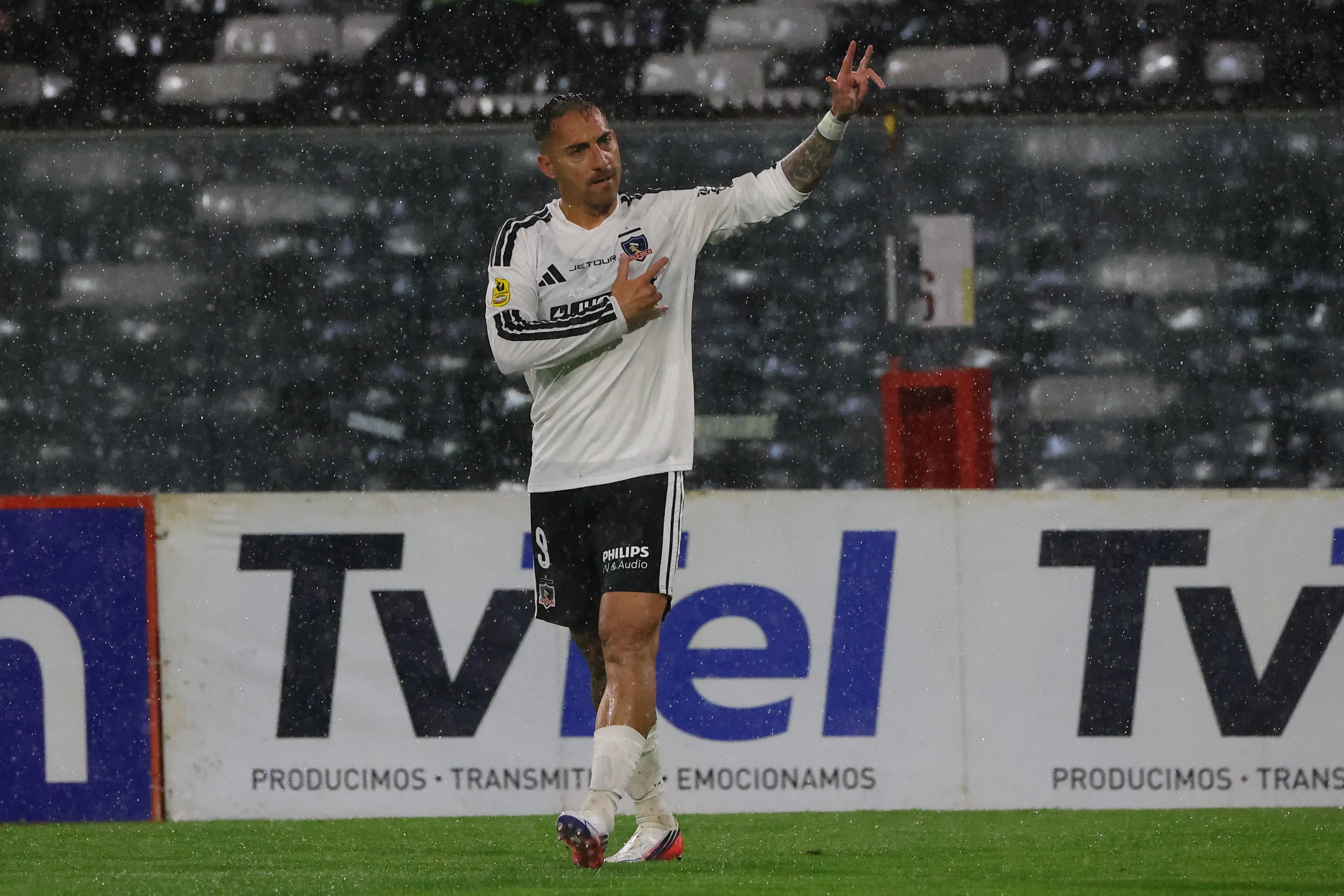 Colo Colo le gana 2-0 la serie a Puerto Montt. Foto: Luis Quinteros/Photosport
