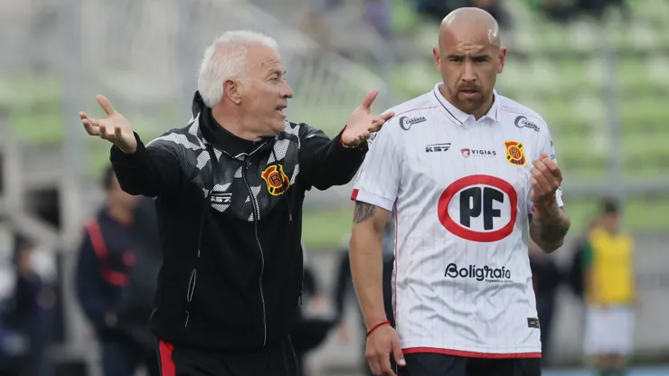Ivo Basay aún cree en la permanencia de Rangers.