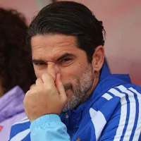 Gago habla de su continuidad en la U en medio de la fuerte crisis de Azul Azul