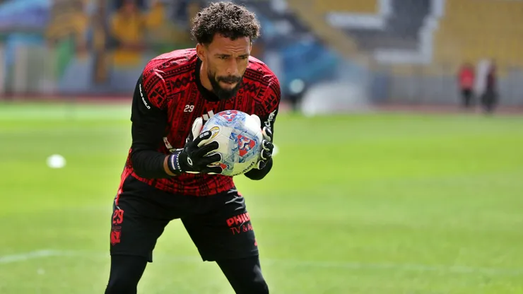 Vozinha puede ser titular este domingo en Colo Colo ante Palestino.