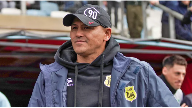 Suazo está a detalles de ganar un título en su primer año como DT.