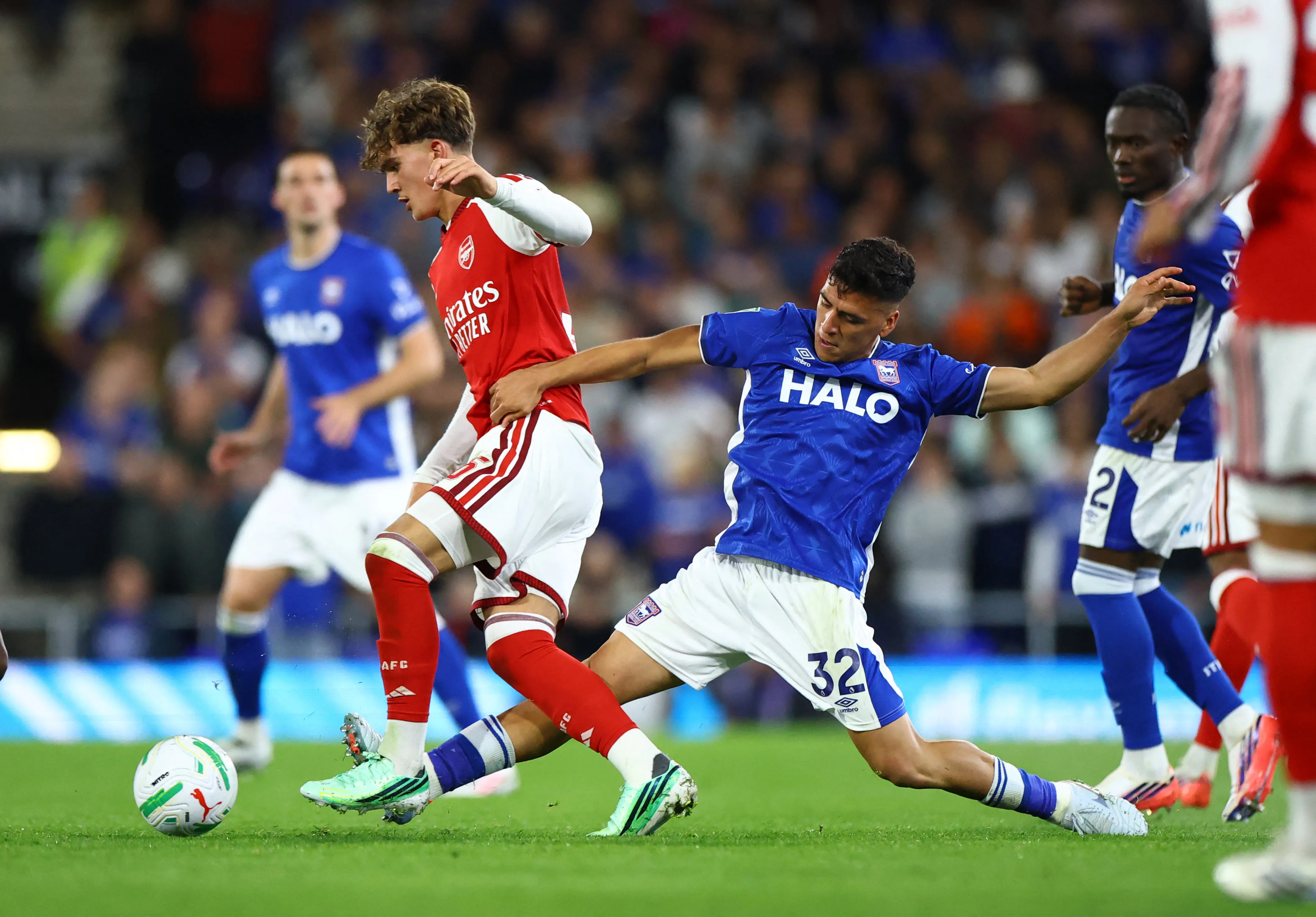 Marcelino Núñez ha jugado poco y nada con el Ipswich en esta temporada. | Foto: Reuters Connect.