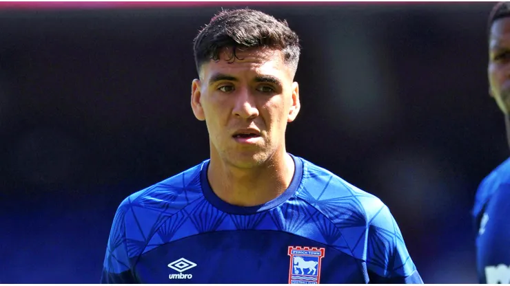Si bien Núñez volvió a ser citado, no salió de la banca ante el Nottingham Forest.