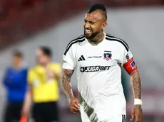¿Adiós Colo Colo? Filtran oferta a Vidal con brutal rebaja de sueldo