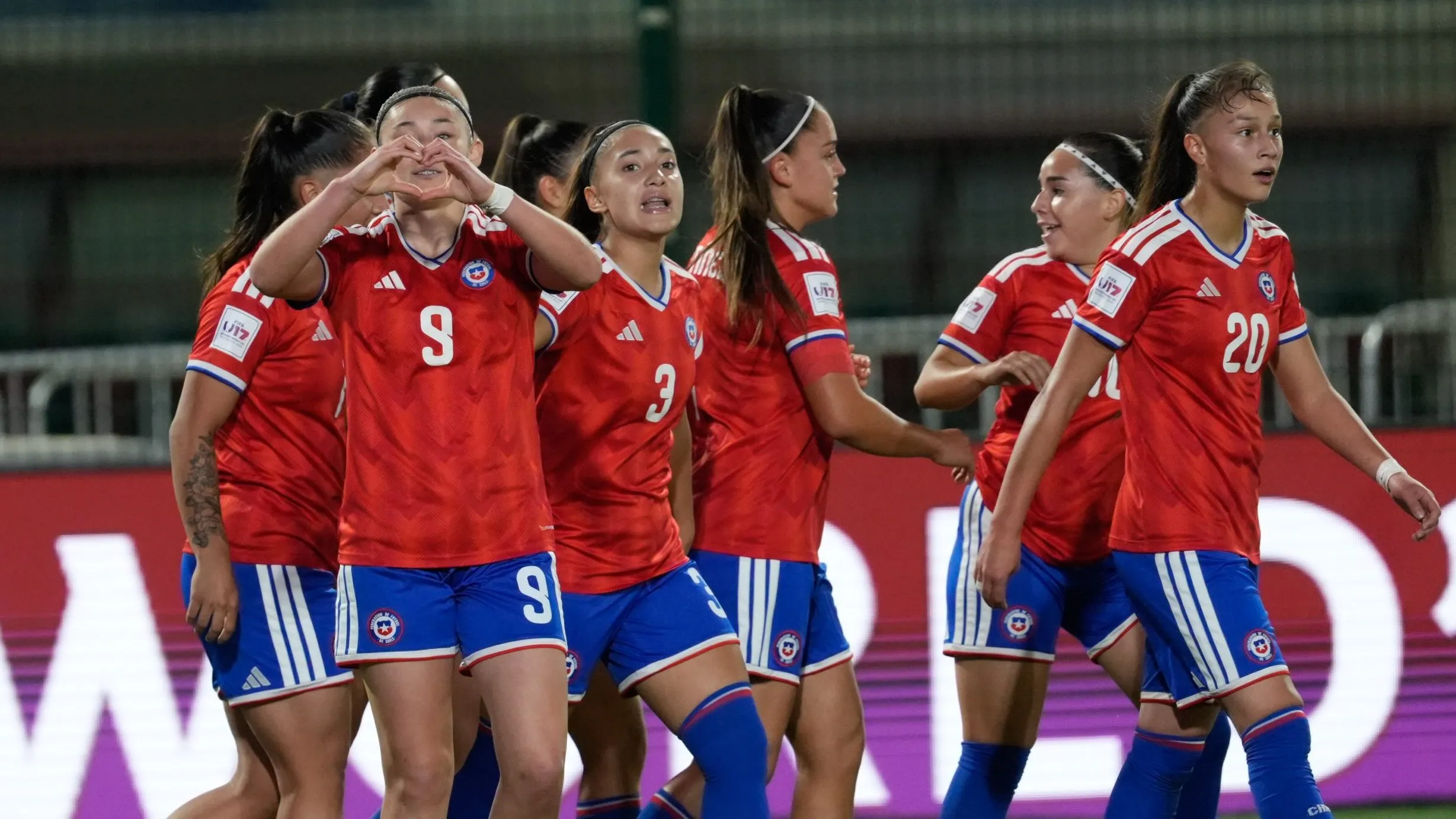 La Roja necesita un resultado que mantenga vivas sus opciones de clasificar.