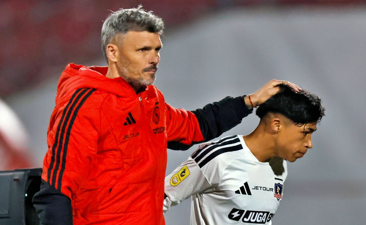 No es el ingreso de Vozinha: Barticciotto discute drástico cambio de Ortiz en el Colo Colo vs Palestino