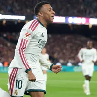Real Madrid da el golpe gracias a Mbappé y le gana el clásico a Barcelona