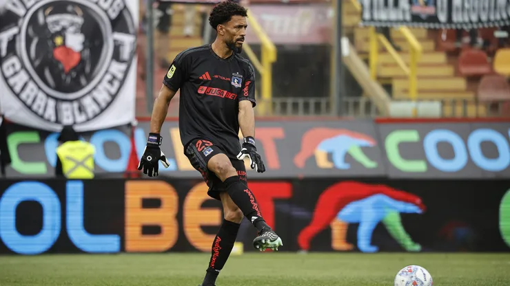 Vozinha ya está en viaje a Londres tras jugar por Colo Colo.
