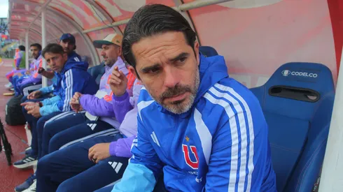 Fernando Gago recuperó a un titular ante Everton.