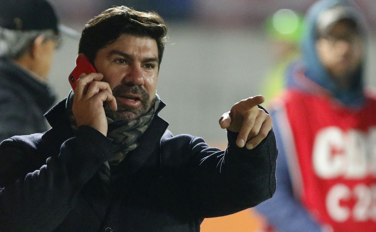 Trabajó para Marcelo Salas en Deportes Temuco y lo quiere en la Federación: “Es confiable y no necesita dinero”