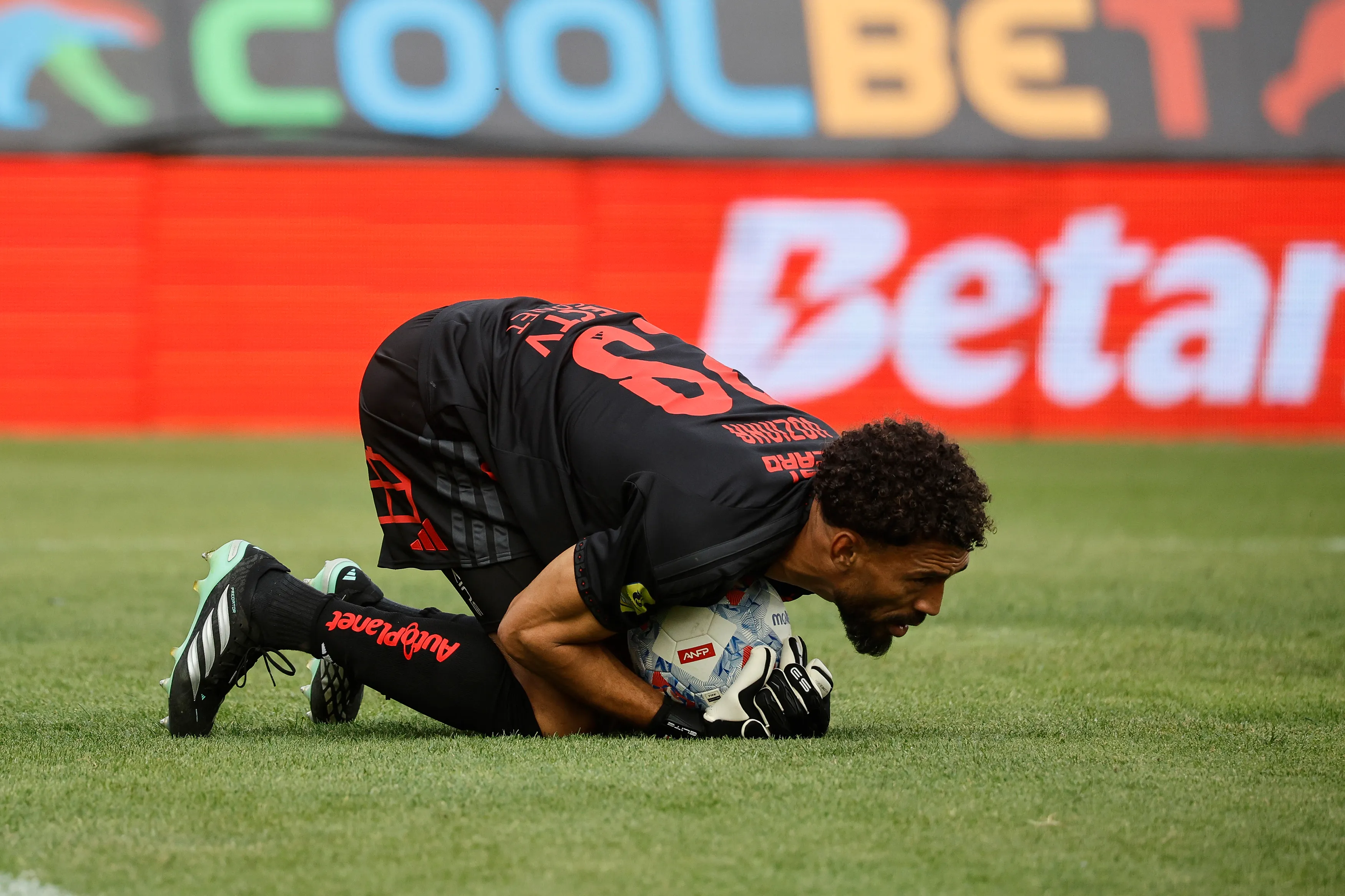 Vozinha en acción ante Palestino. (Diego Martin/Photosport).