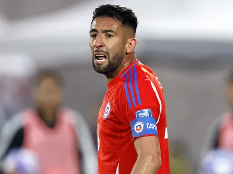 Mauricio Isla elige a sus 5 sucesores en la selección chilena