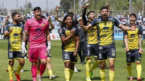 San Luis confía en ganar en la cancha su ascenso a Primera.